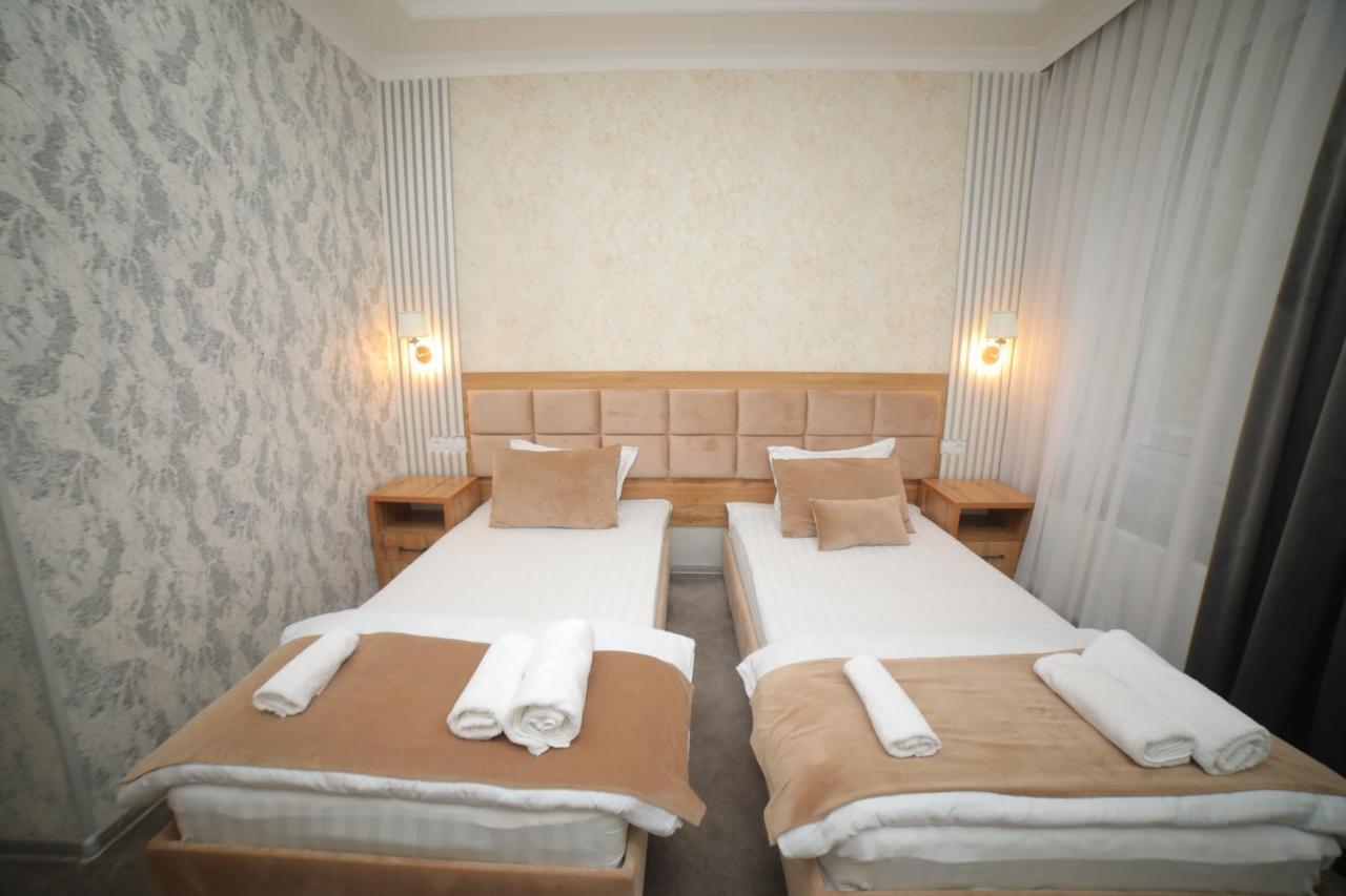 Hotel Tinchlik Plaza Ургенч Екстериор снимка