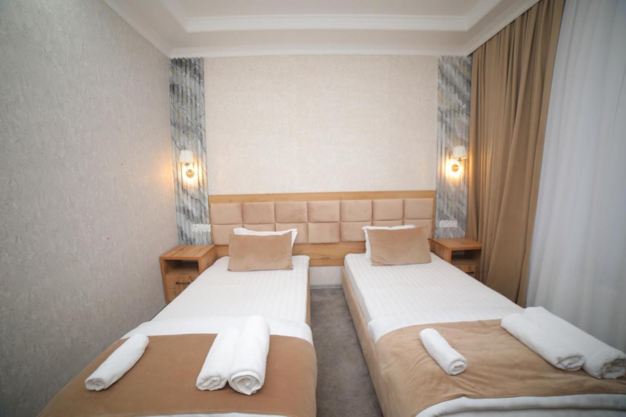 Hotel Tinchlik Plaza Ургенч Екстериор снимка